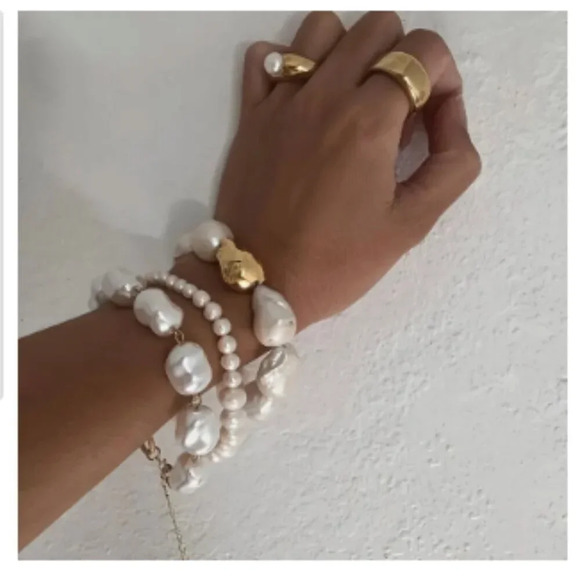 Three Piece Faux Pearl and Gold Tone Bracelet Set - New - Picture 4 of 4